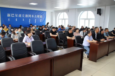 深入基層 科技興牧——呼倫貝爾市農牧技術推廣中心開展畜牧生產技術推廣服務紀實